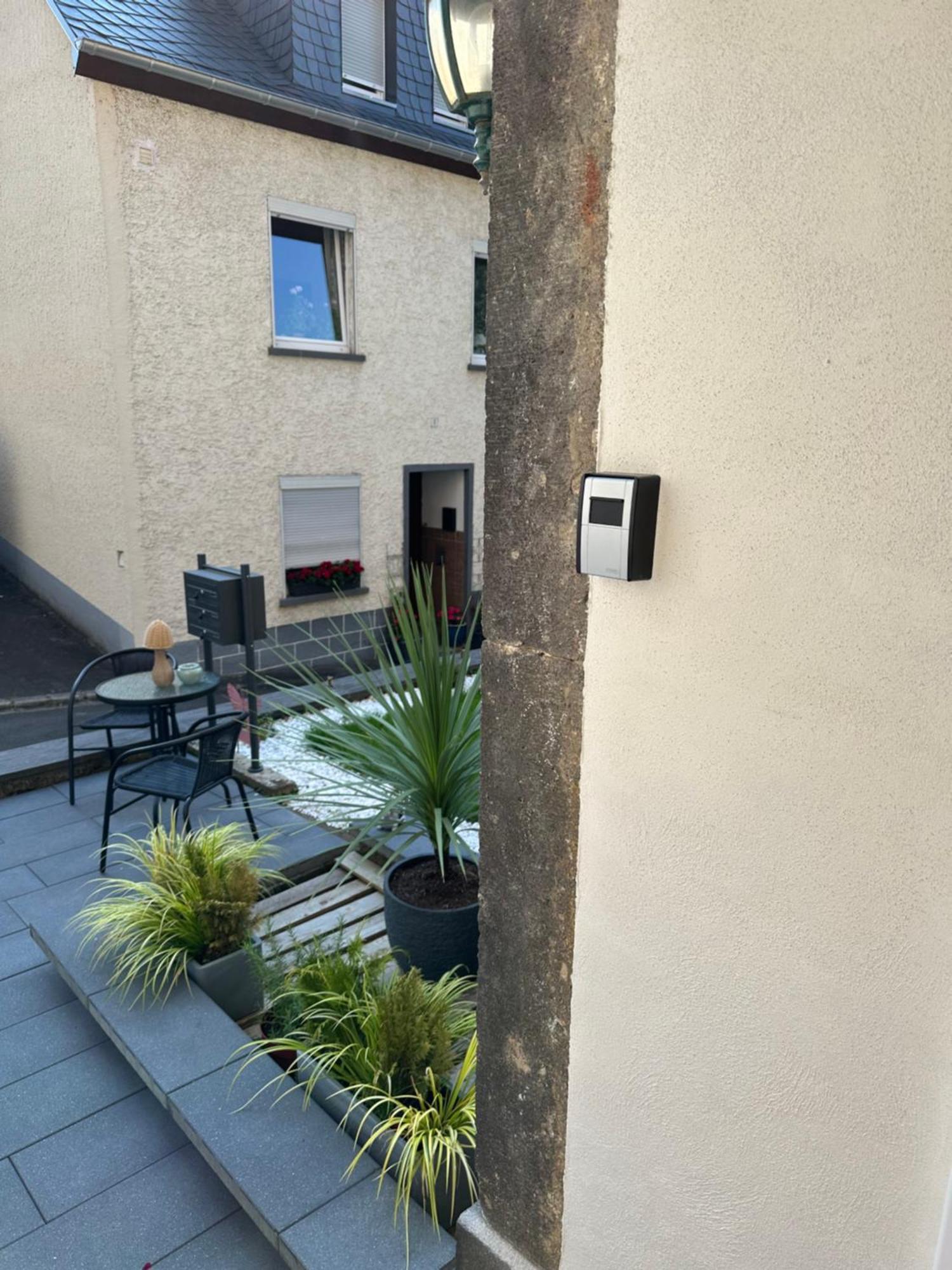 Ada&Cris Apartament Klotten Exteriör bild