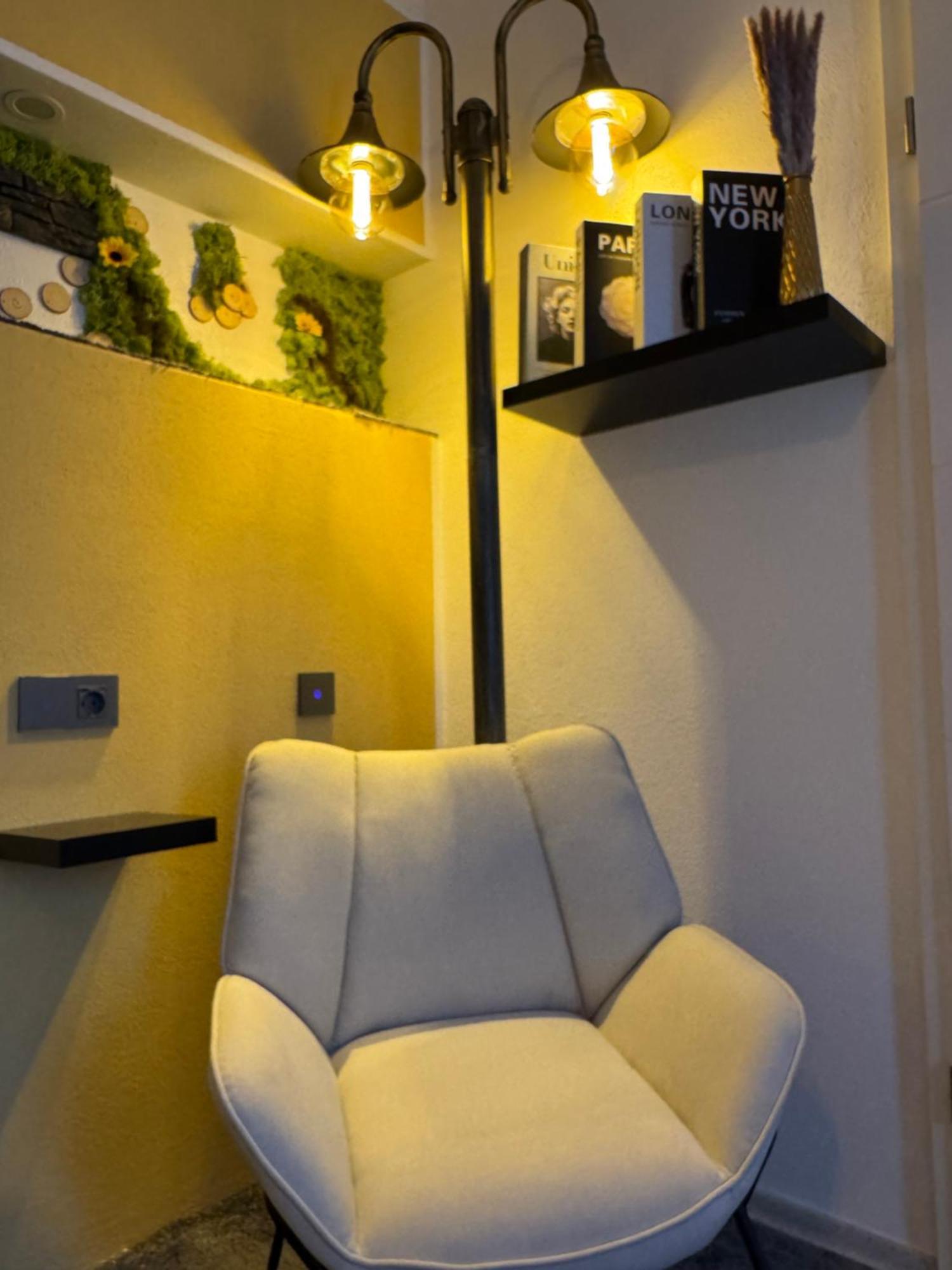 Ada&Cris Apartament Klotten Exteriör bild
